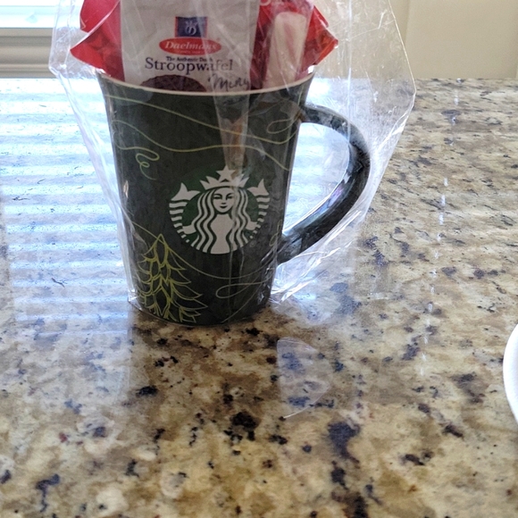 Starbucks ceramic mug hot cocoa mix, NWT🎉 - Picture 1 of 6